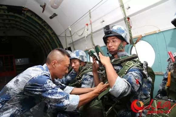 「人民网」了不起！专治各种丧懒颓，就问你服不服…