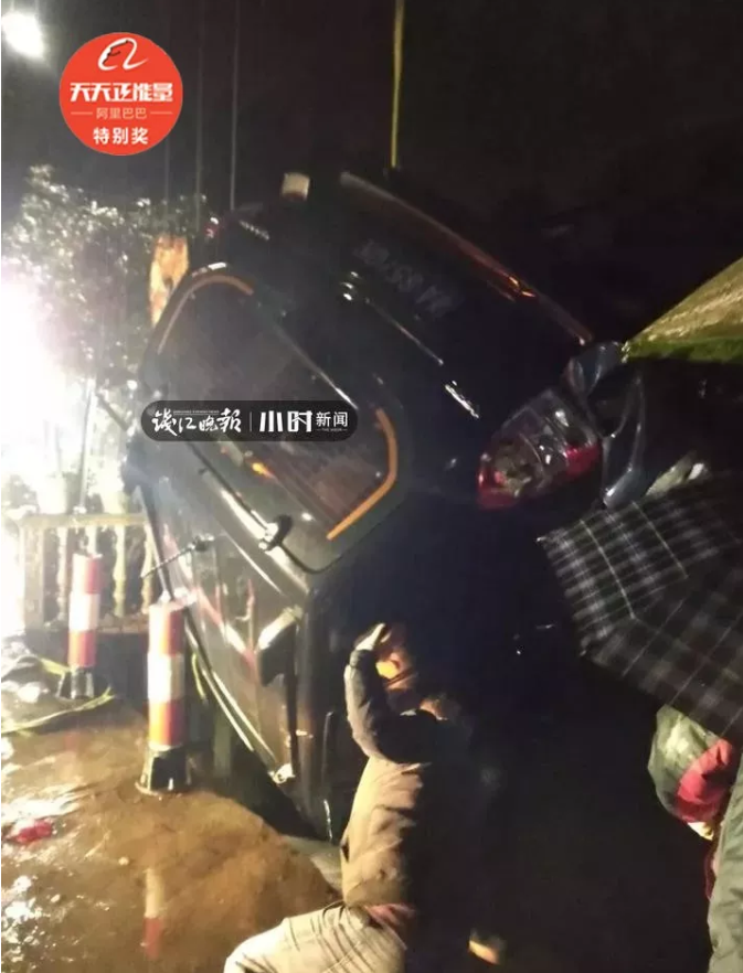 「人民日报」老傅，你火了！