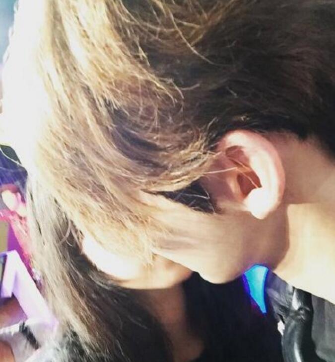 姑娘们 求放过!鹿晗蜡像被亲掉一层皮[6]