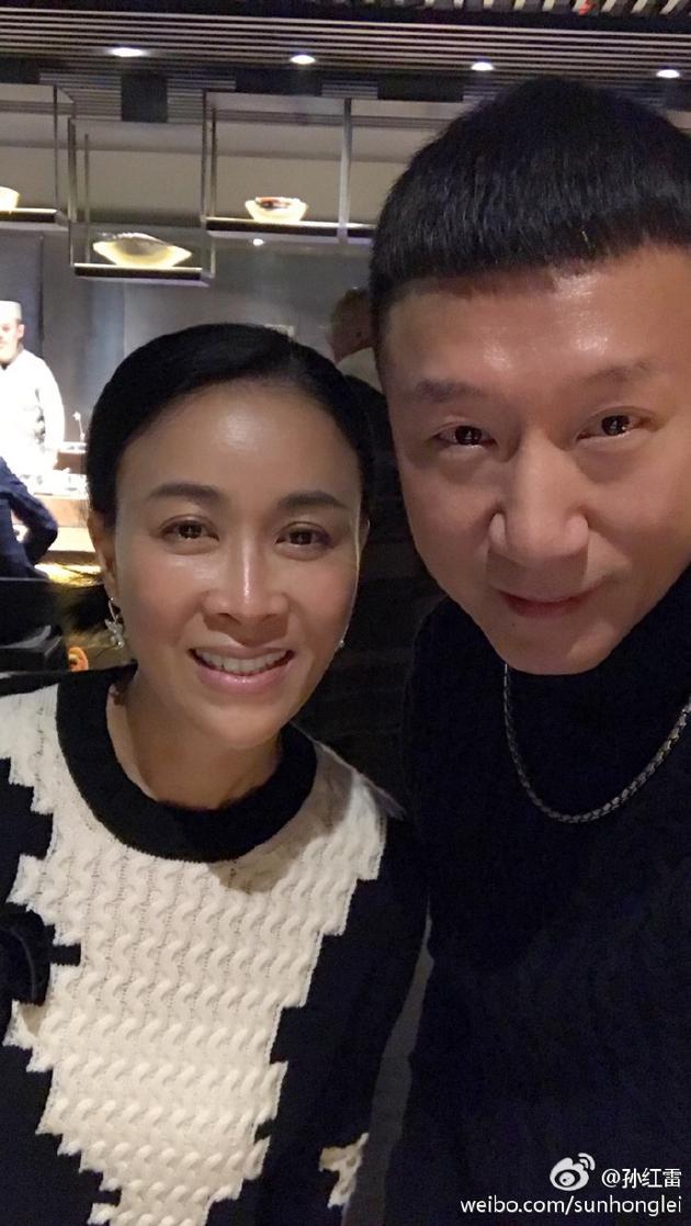 孙红雷那英聚会拼酒量 亲密合影脸微红(图)
