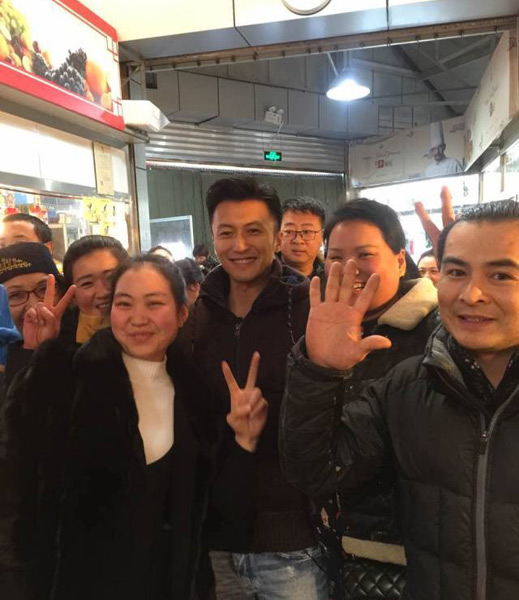 北京有个神奇的菜场！谢霆锋倪萍洪金宝高圆圆都爱逛