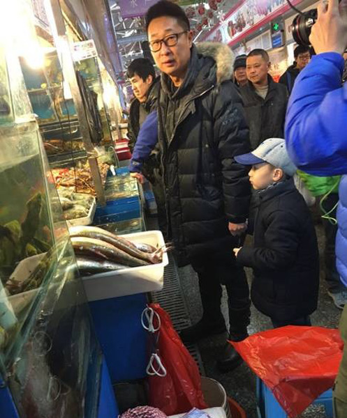 北京有个神奇的菜场！谢霆锋倪萍洪金宝高圆圆都爱逛