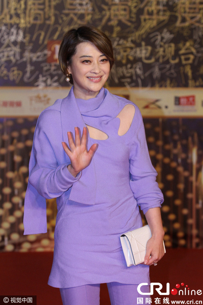 梅婷眼圈显老态 马苏低胸露刘涛蒋欣斗艳
