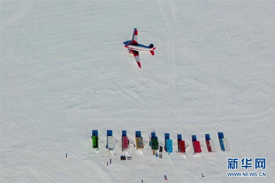 综述：中国第36次南极考察队员“五大阵地”过新年