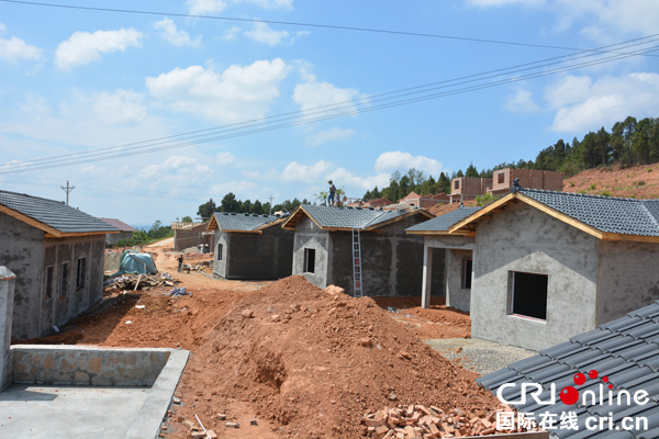 图片默认标题_fororder_正在建设中的水池村集中安置居民点1