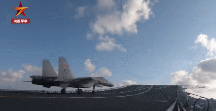 人民网■山东舰“航母style”来了！帅到飞起…