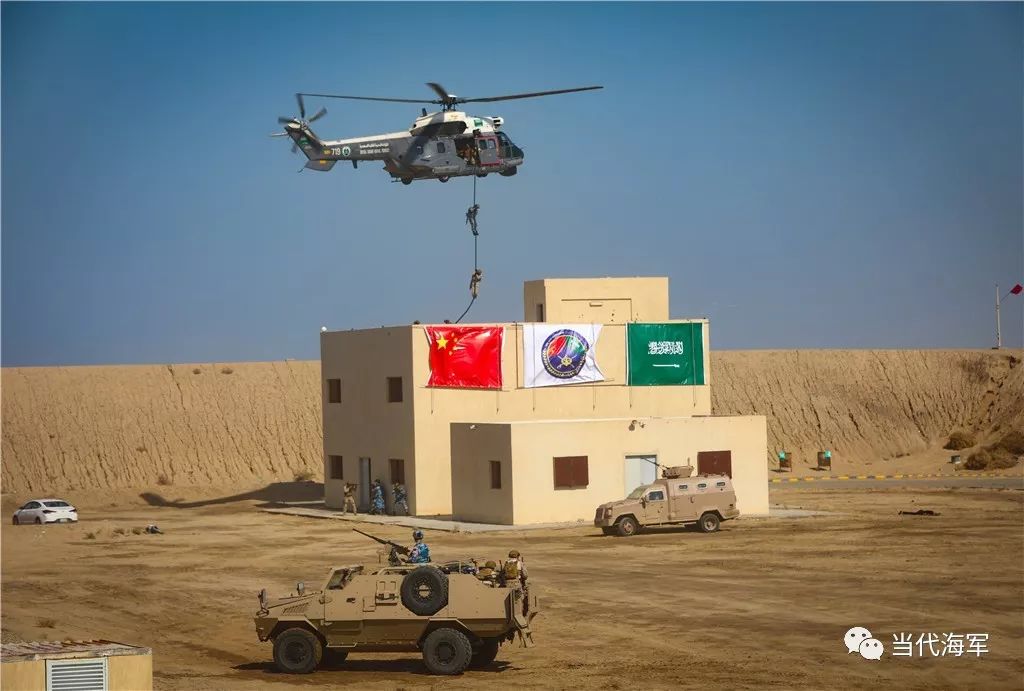 「新华网」帅！炸！海军陆战队最新大片来了！