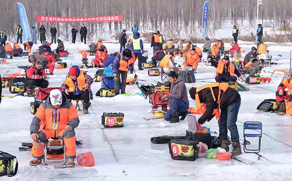 （在文中作了修改）第三届迎冬奥·京津冀冰钓联谊赛在北京市延庆区举行