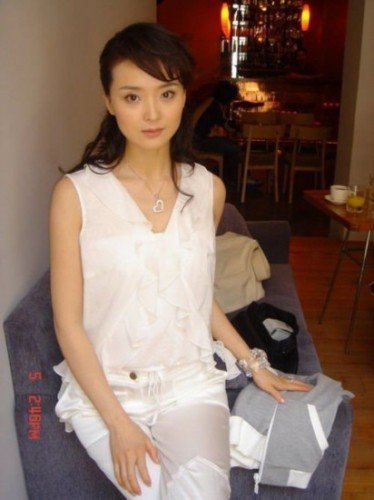 女星纯素颜：刘涛土黑景甜水嫩舒畅干净