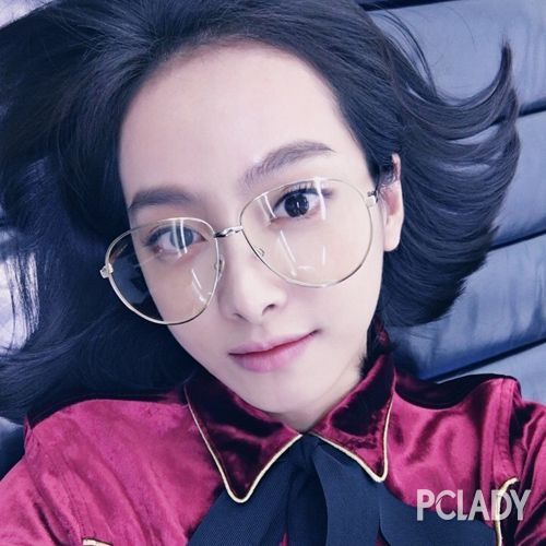 迪丽热巴戴眼镜扮丑 赵丽颖舒淇戴眼镜仍很美