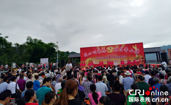 图片默认标题_fororder_活动现场--摄影张勇