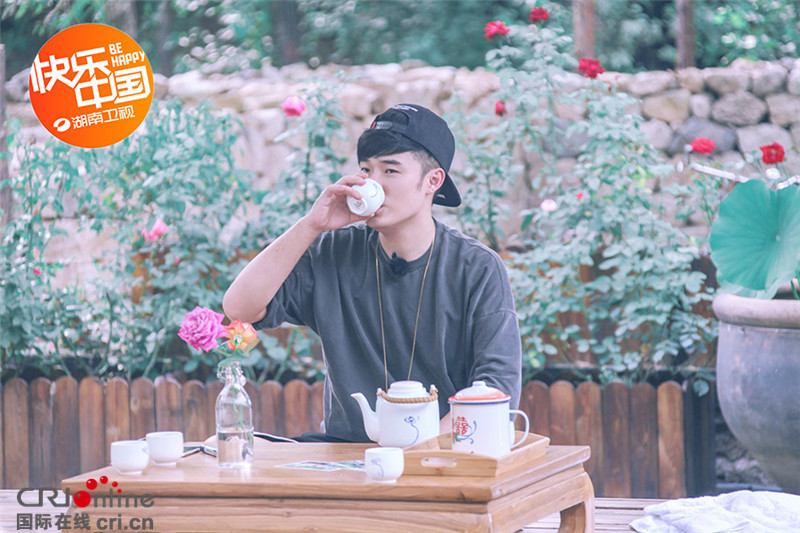 王中磊《向往的生活》变苦工 陈赫贪吃佛跳墙