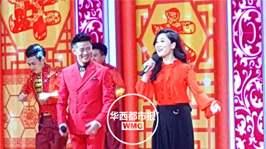 央视春晚第四次彩排 赵忠祥现身诉说历史故事