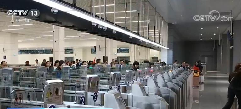 「央视网」我国今年预计增5000万民航旅客运输量 对全球航空运输