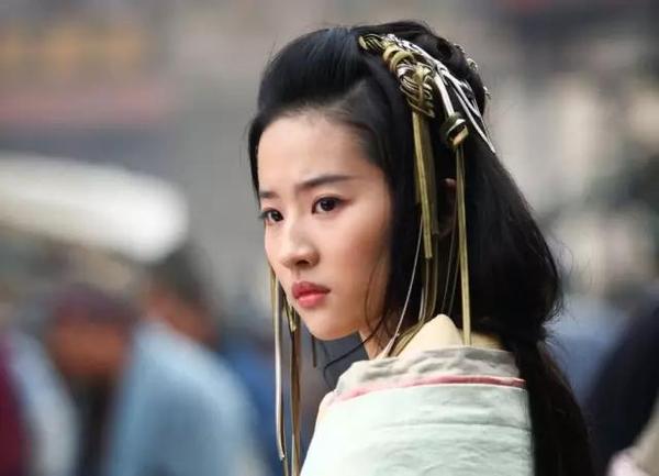 娜扎佟丽娅热巴刘亦菲 五官长得最美的女明星