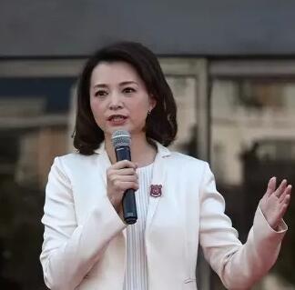新闻联播迎新主播 揭秘央视名嘴