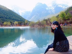 47都道府県で実践！中国語72–愛知編総合復習_fororder_畑蘭乃 雲南省 玉龍雪山の前にて