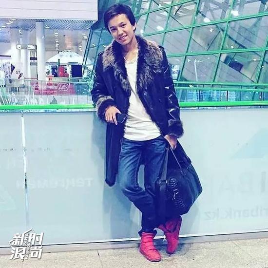 迪玛希旧照非主流 男神也曾有辣眼睛的造型(图)