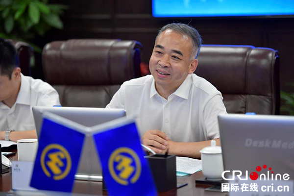 图片默认标题_fororder_四川省委常委、成都市委书记范锐平在-签约仪式上发言