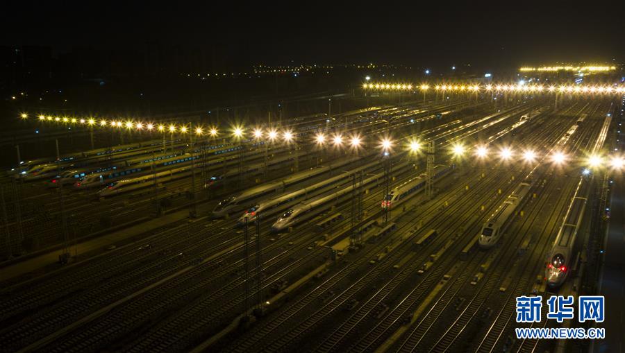 [新华网]春运启动 整装待发