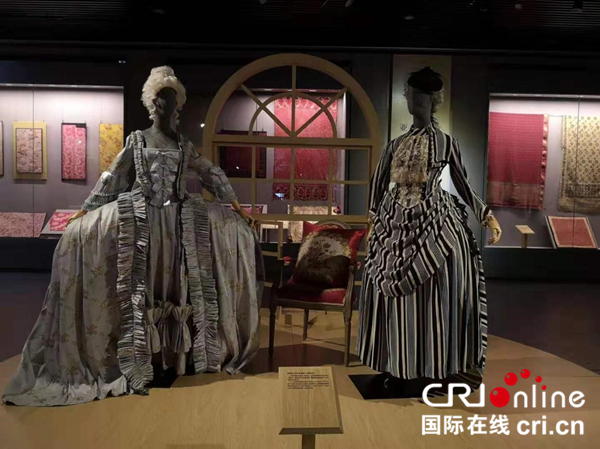 “锦绣世界——国际丝绸艺术展”在广西民族博物馆开幕