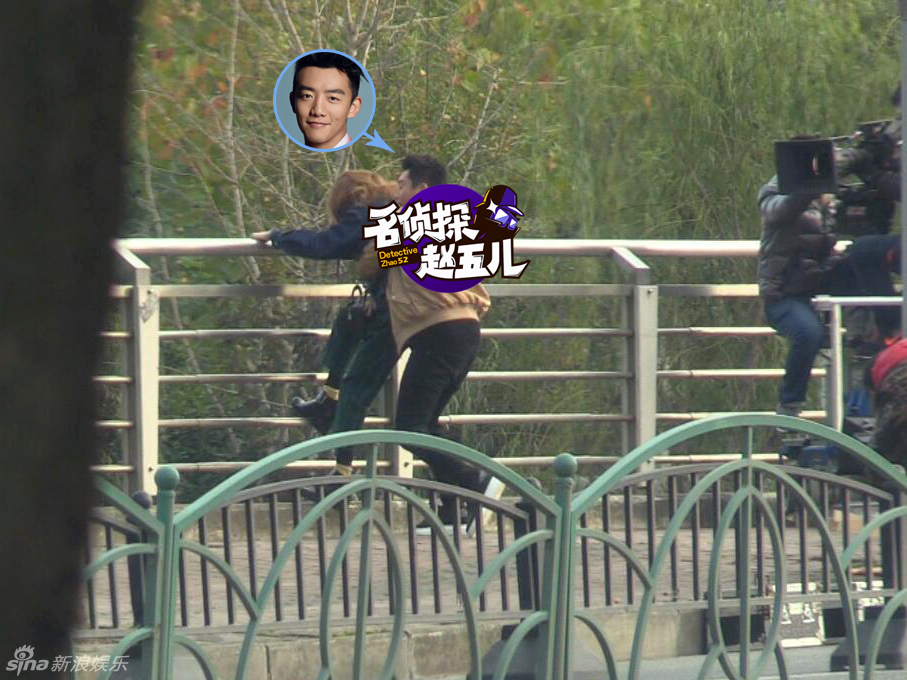 郑恺新剧熊抱美女 遭