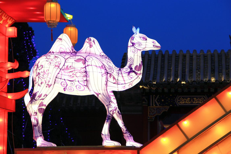 (在文中作了修改)【河南供稿】2020年开封大宋上元灯会为中外游客再现大宋灯会繁华盛景