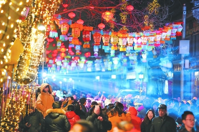 北京2万景观灯笼装点“游园会”