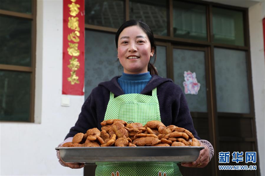 新华网■【新春走基层】脱贫村里看“年景”