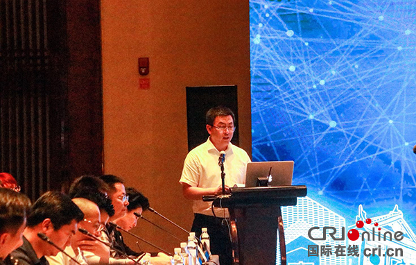 图片默认标题_fororder_成都市投资促进委员会副主任张平（摄影-卢娅芮）