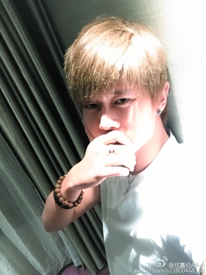 张彬彬：每个妖娆男子都有非主流的过去？