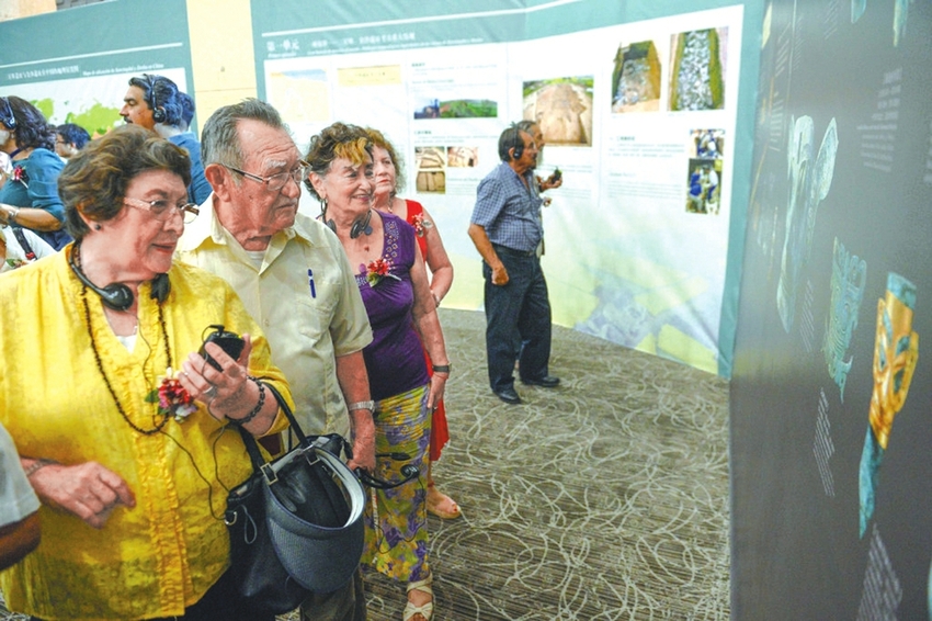 （焦点图，导航成都，移动端）古蜀文明走进墨西哥对话玛雅文明 引发当地民众共鸣