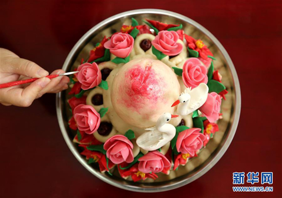 เมืองจ่าวจวงเปิดสอน "มรดกภูมิปัญญาทางวัฒนธรรมจีน" เพิ่มสีสันปิดเทอมฤดูร้อน