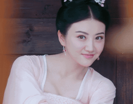 《大唐荣耀》霸屏 景甜华丽翻身颜值演技两不误