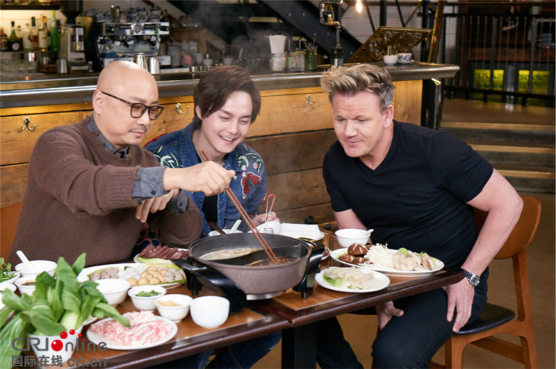 《食囧》地狱魔厨遭徐峥尹正整蛊 改造“废材火锅”