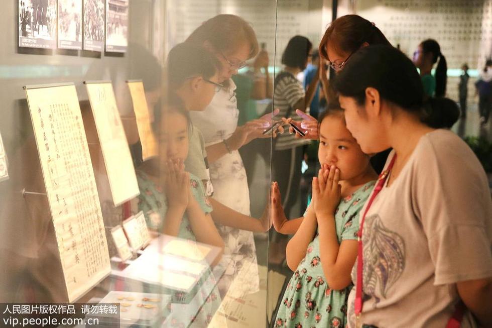 北京各大博物馆迎来暑期参观高峰