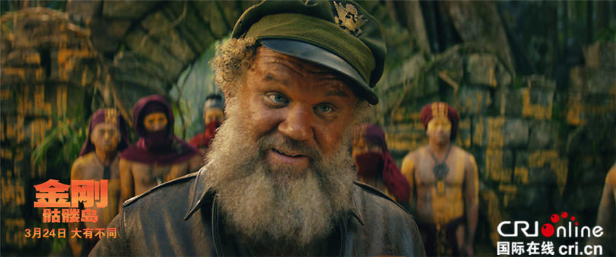 《金刚：骷髅岛》“抖森”饰上尉奥斯卡影后诠释反战记者