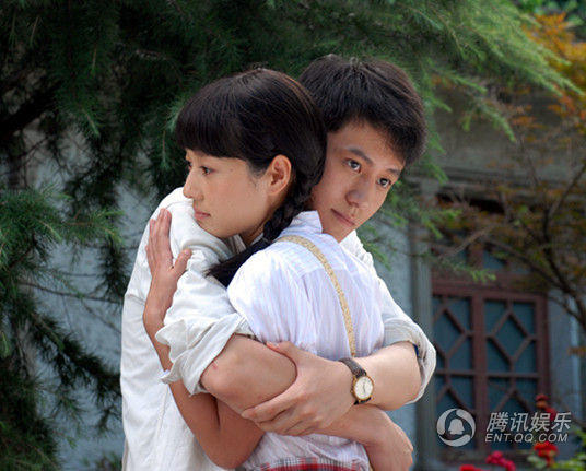 秦俊杰杨紫公开恋情 秦俊杰曾是谋男郎为何不火？