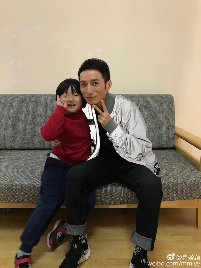 李维嘉发微博伤心感慨 谢娜忙安慰:你要好好的