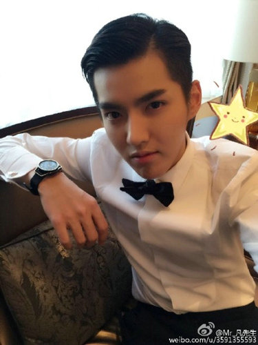 杨洋吴亦凡王俊凯陈伟霆 盘点一笑倾城的微笑男神