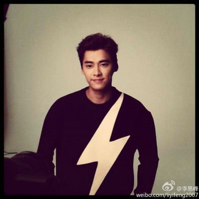 杨洋吴亦凡王俊凯陈伟霆 盘点一笑倾城的微笑男神