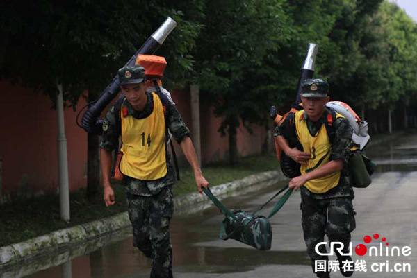 图片默认标题_fororder_越野五公里考核（摄影徐昆鹏）