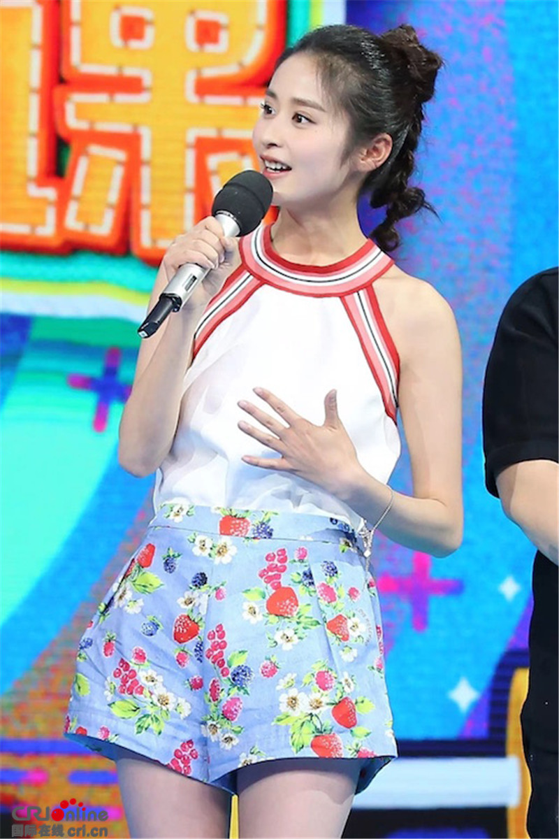 何洁自爆曾想退出娱乐圈 颖儿《天天》诉辛酸瘦身史
