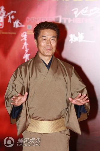 看点！李小龙挚友与李连杰对打，谁更胜一筹？