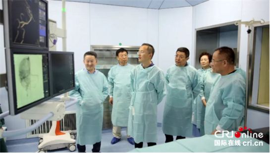 上海复旦医疗产业投资有限公司来榆林调研基层卫生工作和高端医疗合作项目 上海复旦医疗产业投资有限公司来榆林调研基层卫生工作和高端医疗合作项目