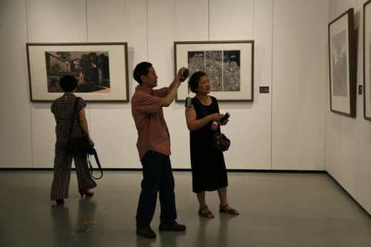 河北古村落主题美术作品巡展亮相天津滨海美术馆