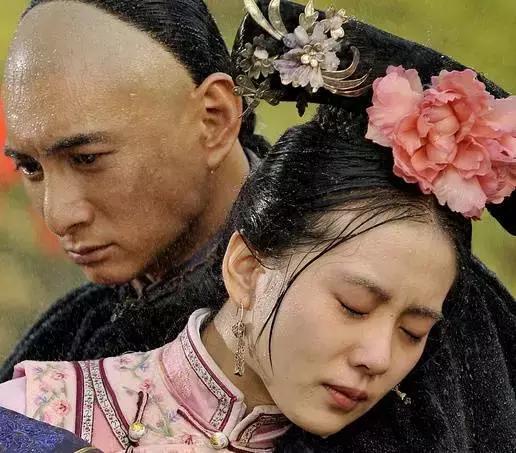 刘诗诗领奖台上感恩唐人，但她哭得让人好心疼！