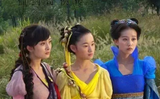 刘诗诗领奖台上感恩唐人，但她哭得让人好心疼！