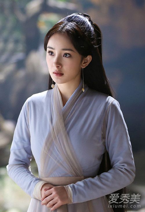 《三生三世十里桃花》杨幂古装戏服仙气十足