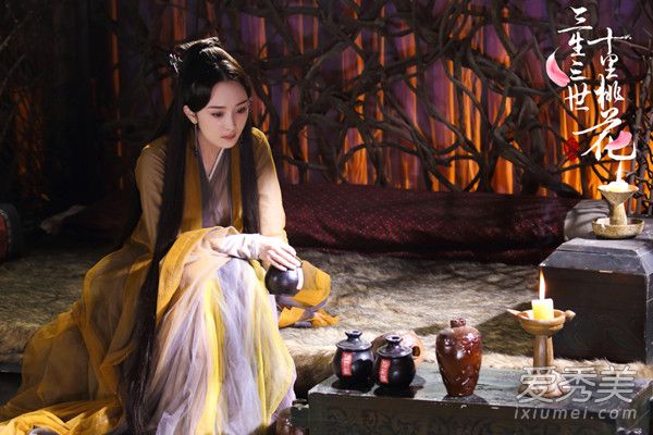 《三生三世十里桃花》杨幂古装戏服仙气十足